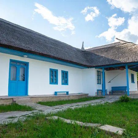 Povesti Lipovenesti Prázdninový dům *